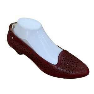 Pikolinos Flats Women 40 US 9 Red Leather Ballet Laser Cut Slip On Pointed Toe